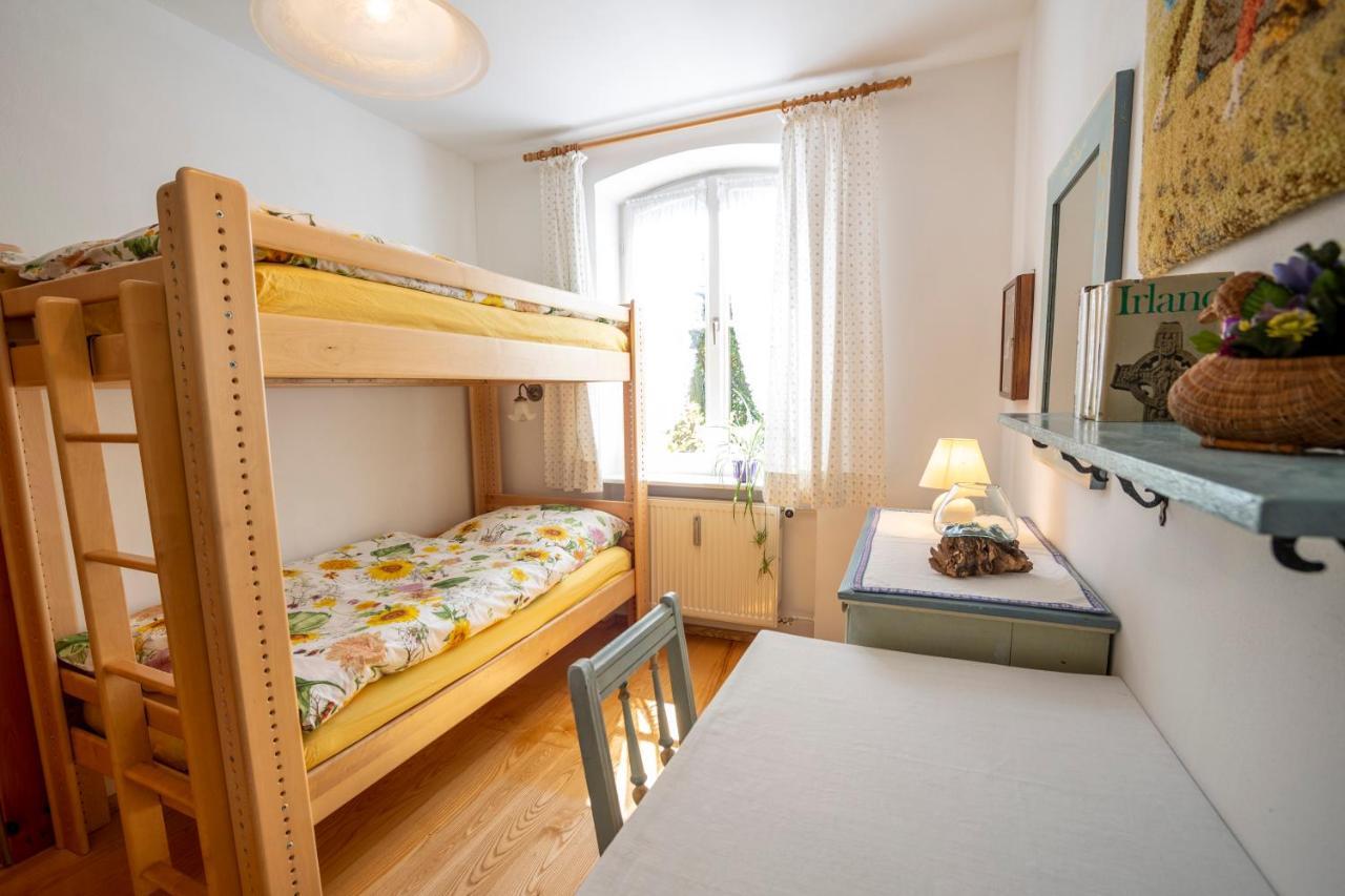 Landhauswohnung Mit Wildromantischem Garten Füssen Exterior foto
